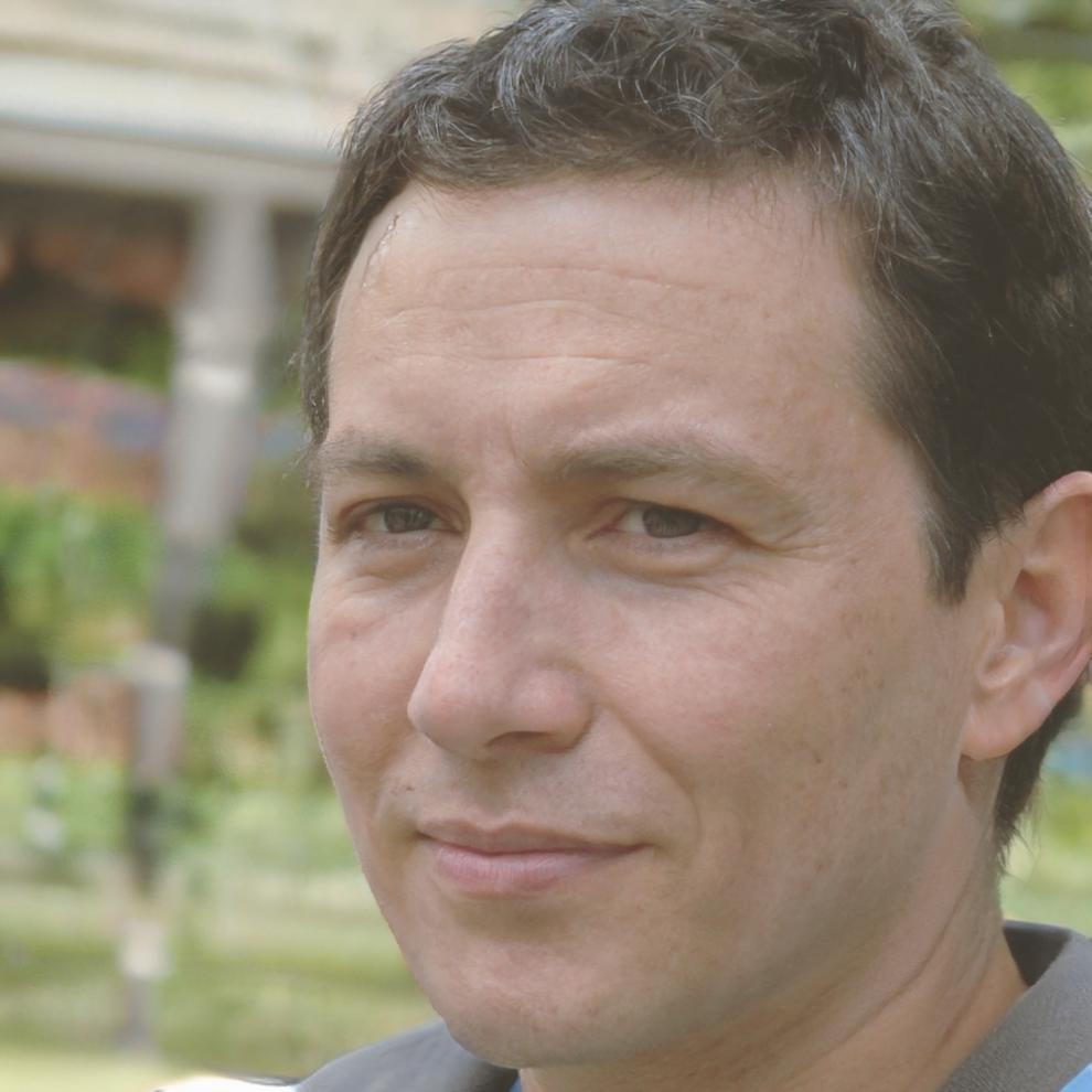 Elias Kirchner, Spezialist für digitale Geschäftsstrategien